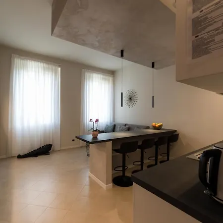 Dv Garda Apartman Campione del Garda